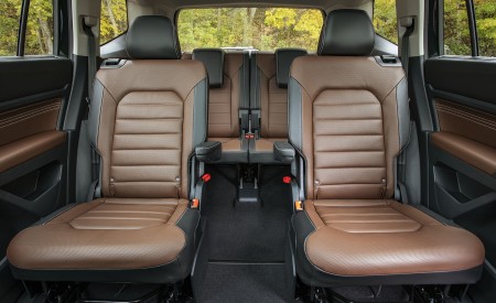 2022 Volkswagen Atlas Interior Rear Seats Wallpapers 450x275 (17)