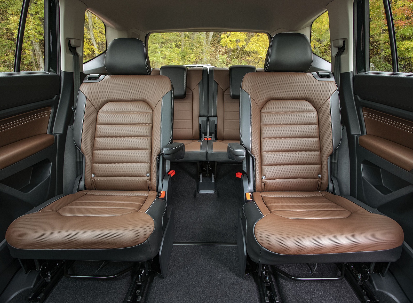 2022 Volkswagen Atlas Interior Rear Seats Wallpapers #17 of 20