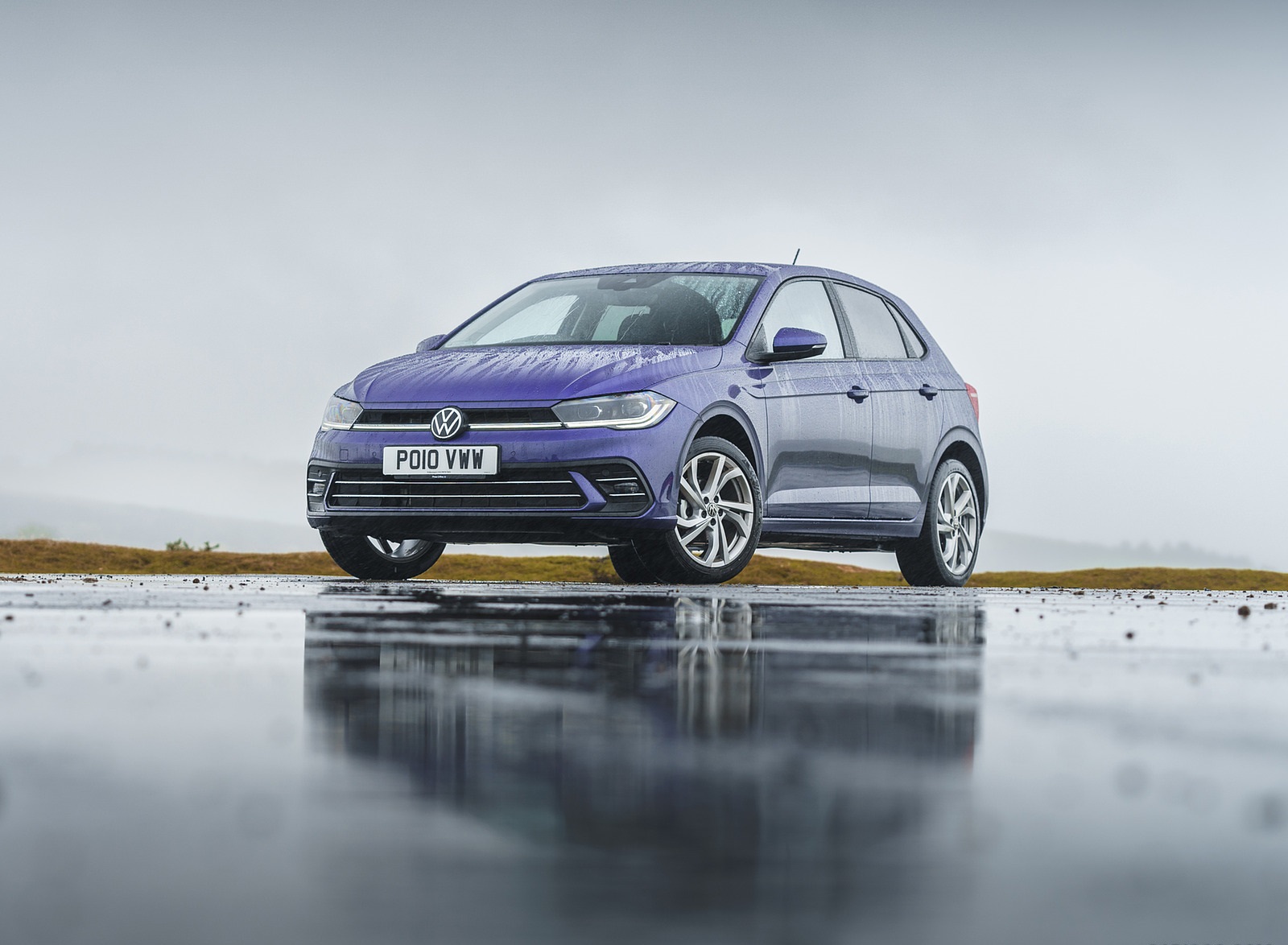 2022 Volkswagen Polo Style (UK-Spec) Front Three-Quarter Wallpapers #16 of 37