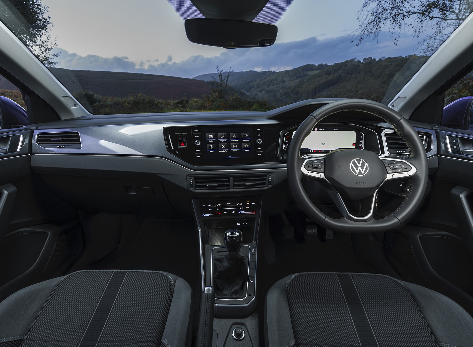 2022 Volkswagen Polo Style (UK-Spec) Interior Cockpit Wallpapers #33 of 37
