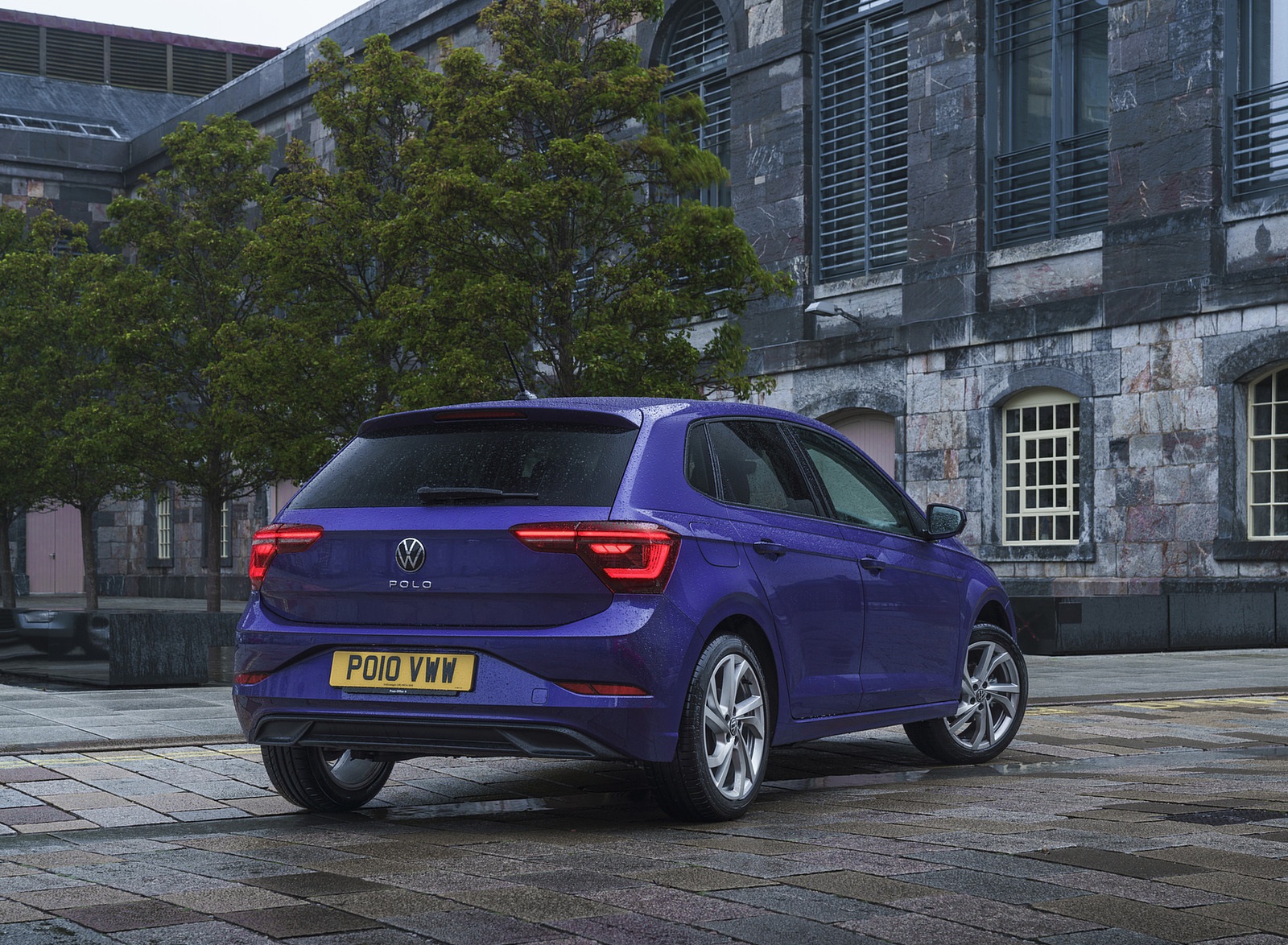 2022 Volkswagen Polo Style (UK-Spec) Rear Three-Quarter Wallpapers #14 of 37