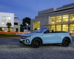 2022 Volkswagen T-Roc Cabriolet Front Three-Quarter Wallpapers 150x120 (28)