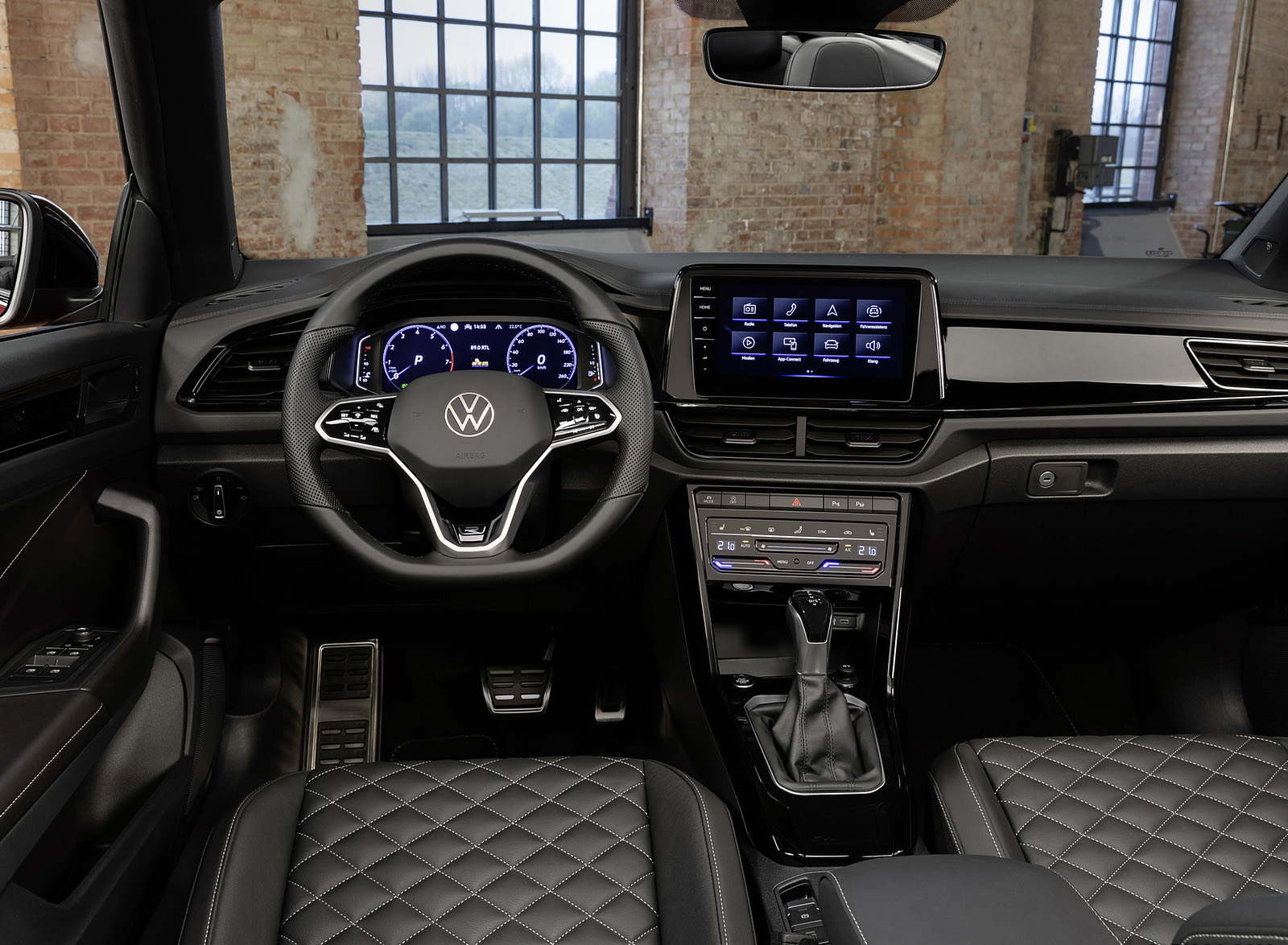 2022 Volkswagen T-Roc Cabriolet Interior Cockpit Wallpapers #51 of 60
