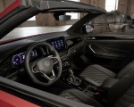 2022 Volkswagen T-Roc Cabriolet Interior Wallpapers 150x120 (52)