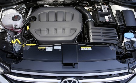 2022 Volkswagen T-Roc Engine Wallpapers 450x275 (19)