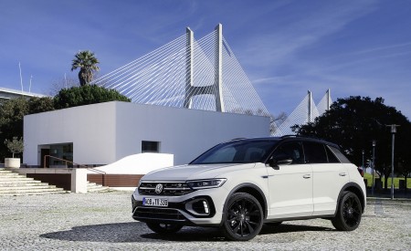 2022 Volkswagen T-Roc Front Three-Quarter Wallpapers 450x275 (8)