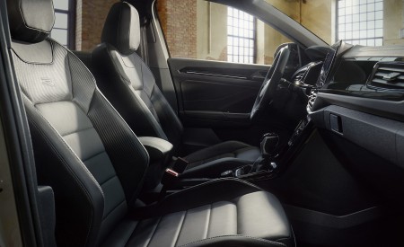 2022 Volkswagen T-Roc Interior Front Seats Wallpapers 450x275 (40)