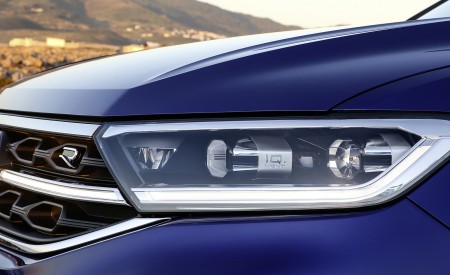2022 Volkswagen T-Roc R Headlight Wallpapers 450x275 (18)