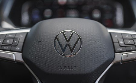 2022 Volkswagen Tiguan Allspace Elegance (UK-Spec) Interior Steering Wheel Wallpapers 450x275 (31)