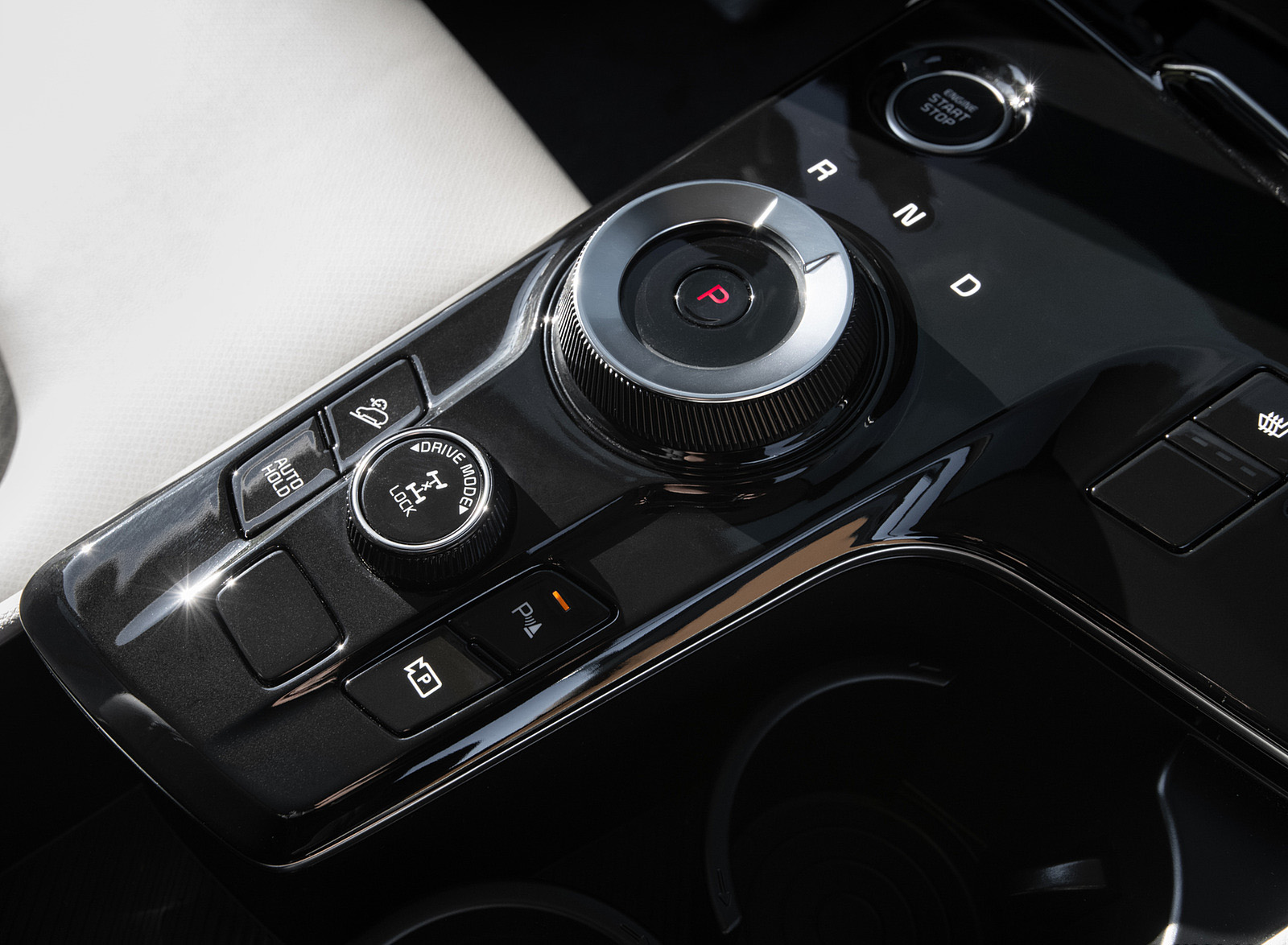 2023 Kia Sportage Hybrid Central Console Wallpapers #28 of 38