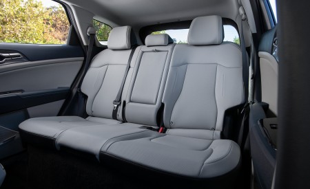 2023 Kia Sportage Hybrid Interior Rear Seats Wallpapers 450x275 (35)