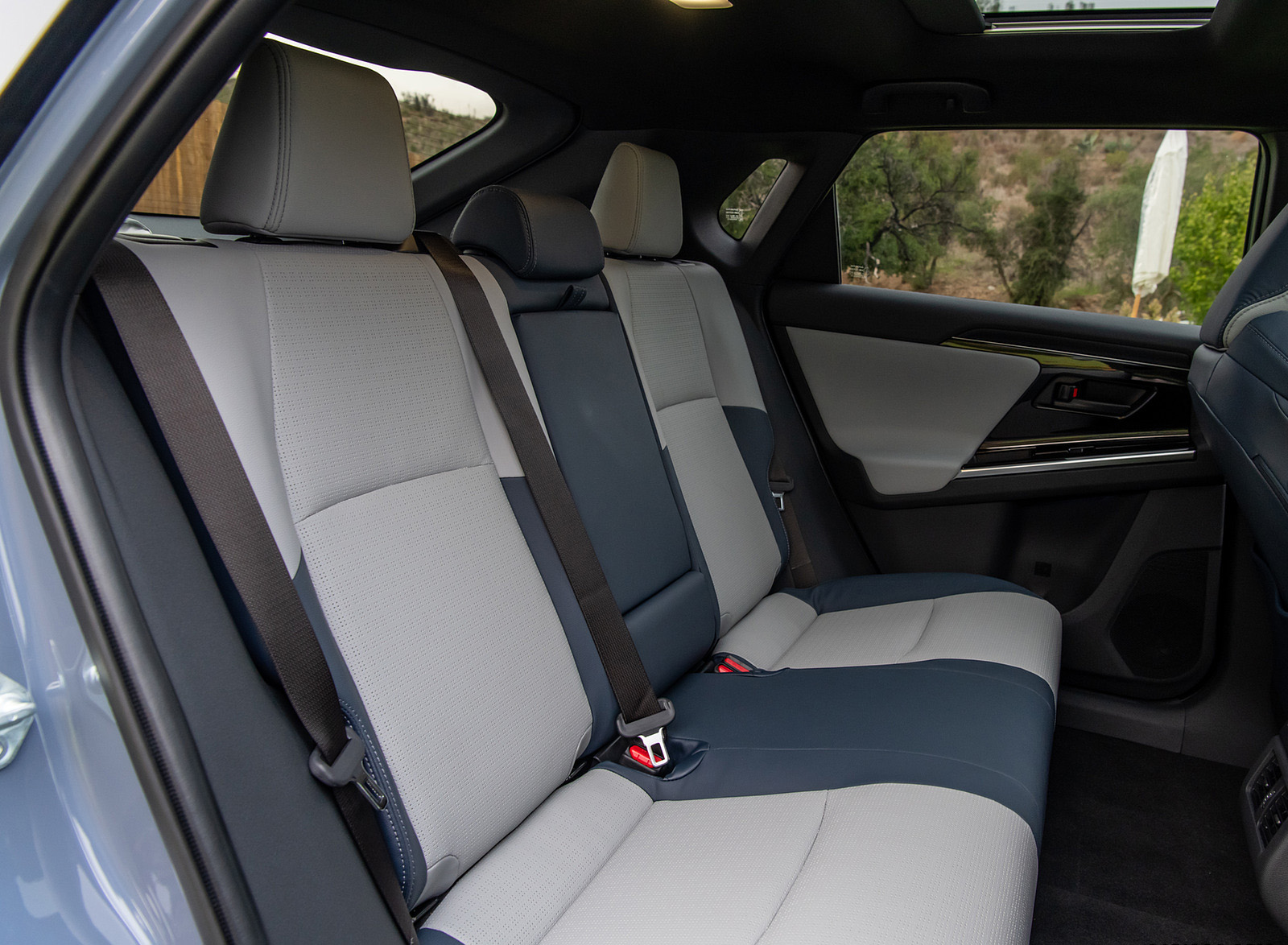2023 Subaru Solterra Interior Rear Seats Wallpapers #105 of 197