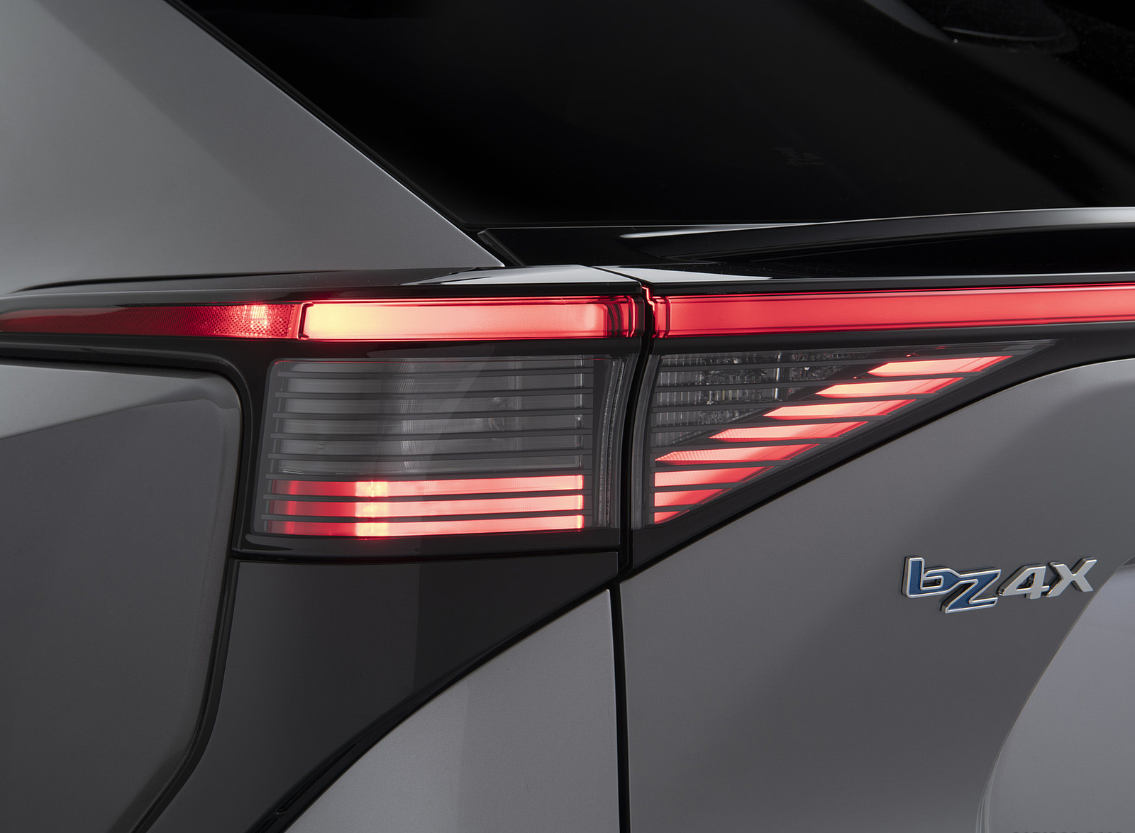 2023 Toyota bZ4X Limited (Color: Heavy Metal; US-Spec) Tail Light Wallpapers #18 of 28