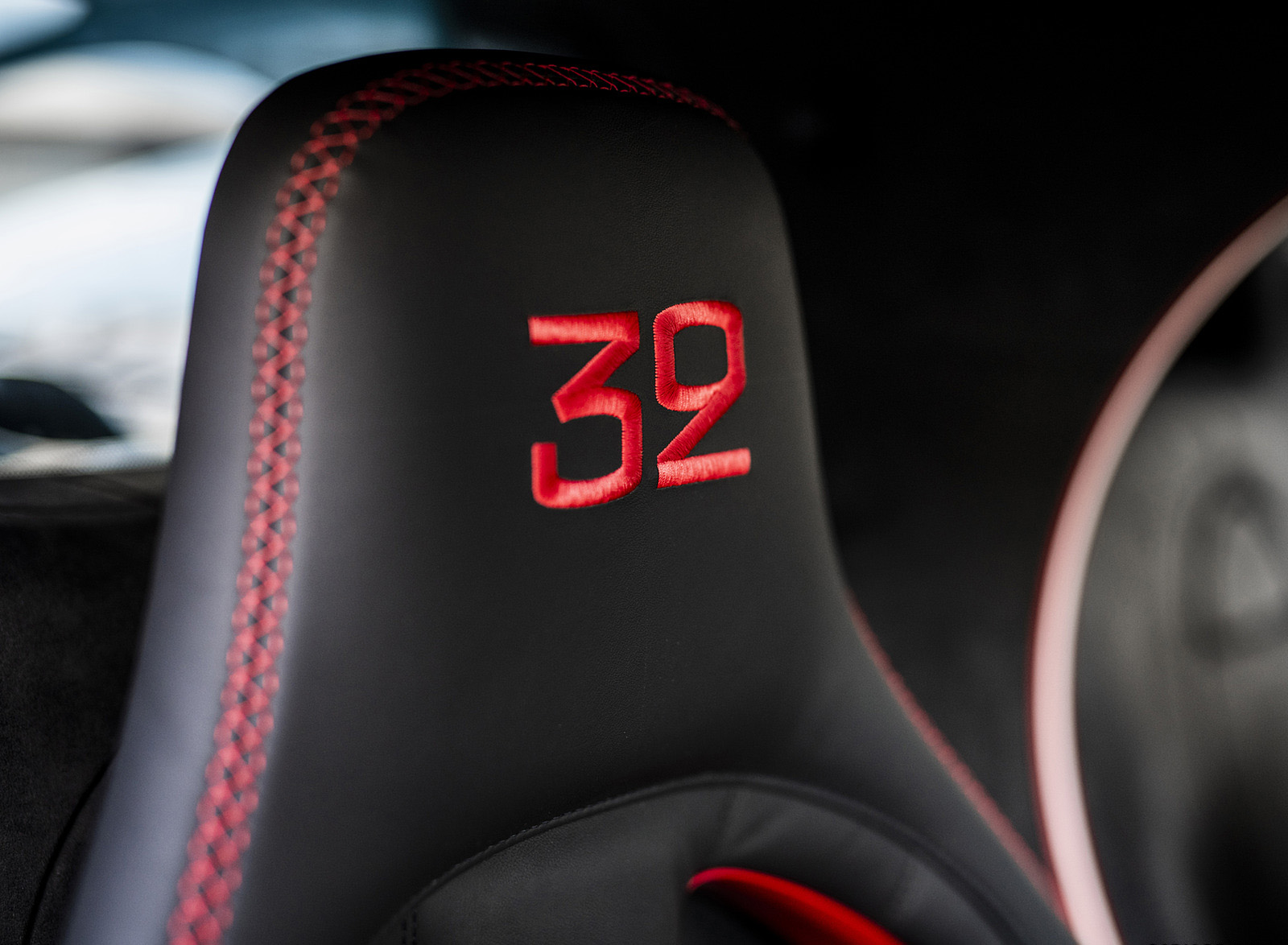 2021 Bugatti Chiron Pur Sport Grand Prix Edition Interior Seats Wallpapers #22 of 23
