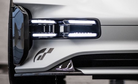 2021 Porsche Vision Gran Turismo Concept Headlight Wallpapers 450x275 (11)