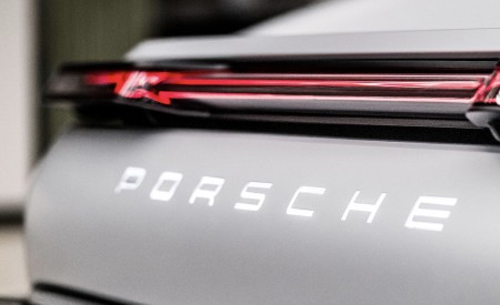 2021 Porsche Vision Gran Turismo Concept Tail Light Wallpapers 450x275 (12)