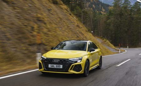 2022 Audi RS 3 Saloon Launch Edition (UK-Spec) Front Three-Quarter Wallpapers 450x275 (2)