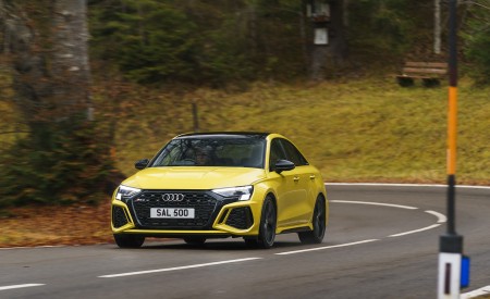 2022 Audi RS 3 Saloon Launch Edition (UK-Spec) Front Wallpapers 450x275 (31)