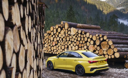 2022 Audi RS 3 Saloon Launch Edition (UK-Spec) Rear Three-Quarter Wallpapers 450x275 (48)