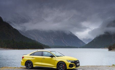 2022 Audi RS 3 Saloon Launch Edition (UK-Spec) Side Wallpapers 450x275 (41)