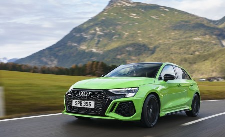 2022 Audi RS 3 Sportback Launch Edition (UK-Spec) Front Three-Quarter Wallpapers 450x275 (18)