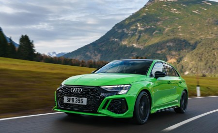 2022 Audi RS 3 Sportback Launch Edition (UK-Spec) Front Three-Quarter Wallpapers 450x275 (19)