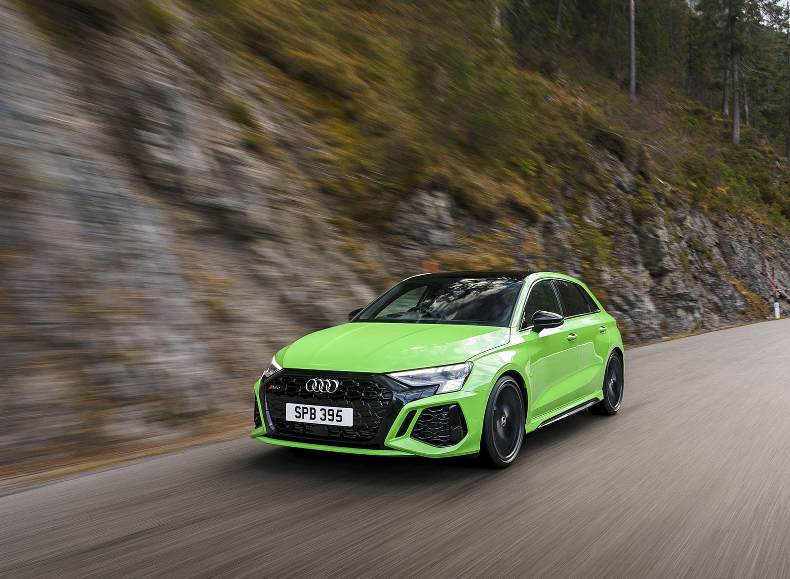 2022 Audi RS 3 Sportback Launch Edition (UK-Spec) Front Three-Quarter Wallpapers (9)