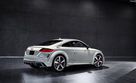 2022 Audi TT RS Heritage Edition (Color: Alpine White) Rear Three-Quarter Wallpapers 450x275 (5)