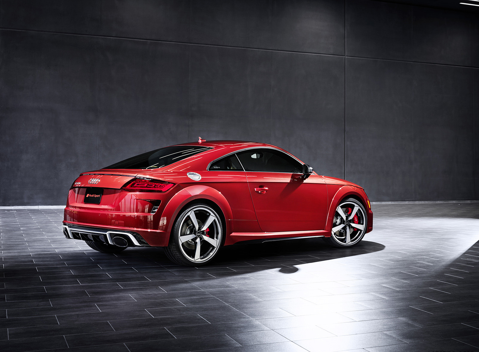 2022 Audi TT RS Heritage Edition (Color: Tizian Red) Rear Three-Quarter Wallpapers #11 of 14
