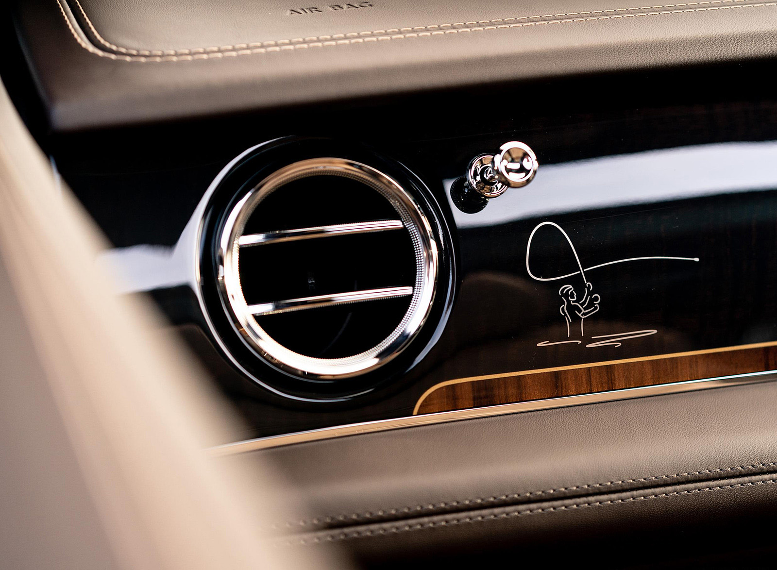 2022 Bentley Bentayga Outdoor Pursuits Interior Detail Wallpapers #6 of 11