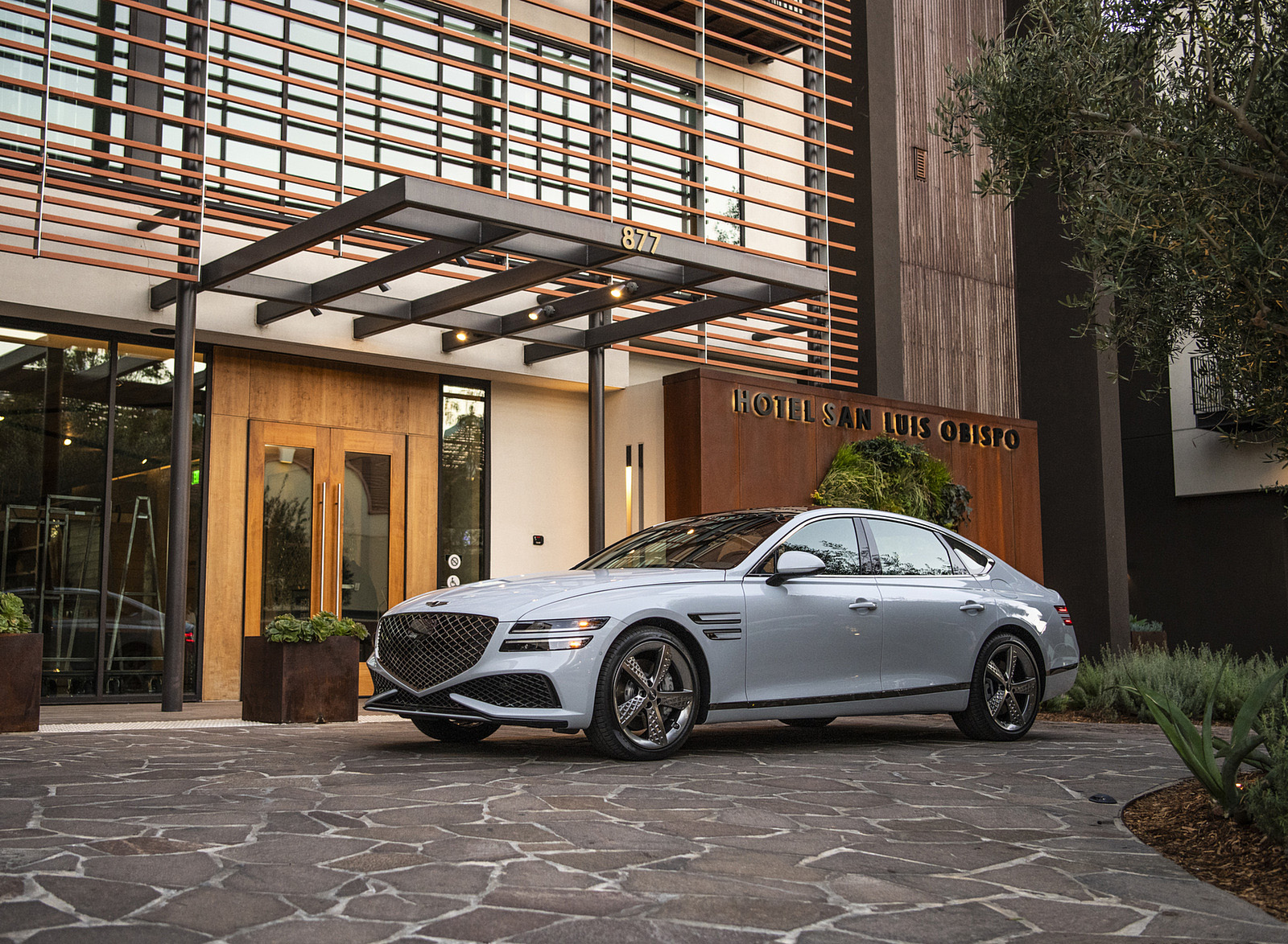 2022 Genesis G80 Front Three-Quarter Wallpapers #117 of 126