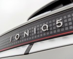 2022 Hyundai Ioniq 5 (US-Spec) Badge Wallpapers 150x120 (52)