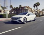 2022 Mercedes-AMG EQS 53 4MATIC+ (Color: Diamond White Bright) Front Three-Quarter Wallpapers 150x120 (52)