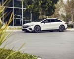 2022 Mercedes-AMG EQS 53 4MATIC+ (Color: Diamond White Bright) Front Three-Quarter Wallpapers 150x120 (60)
