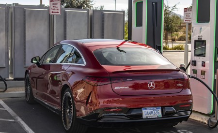 2022 Mercedes-AMG EQS 53 4MATIC+ (Color: Hyazinth Red Metallic) Charging Wallpapers 450x275 (38)