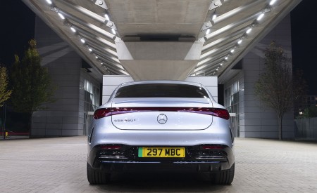 2022 Mercedes-Benz EQS 450+ AMG Line (UK-Spec) Rear Wallpapers 450x275 (29)