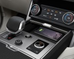 2022 Land Rover Range Rover Central Console Wallpapers 150x120 (60)