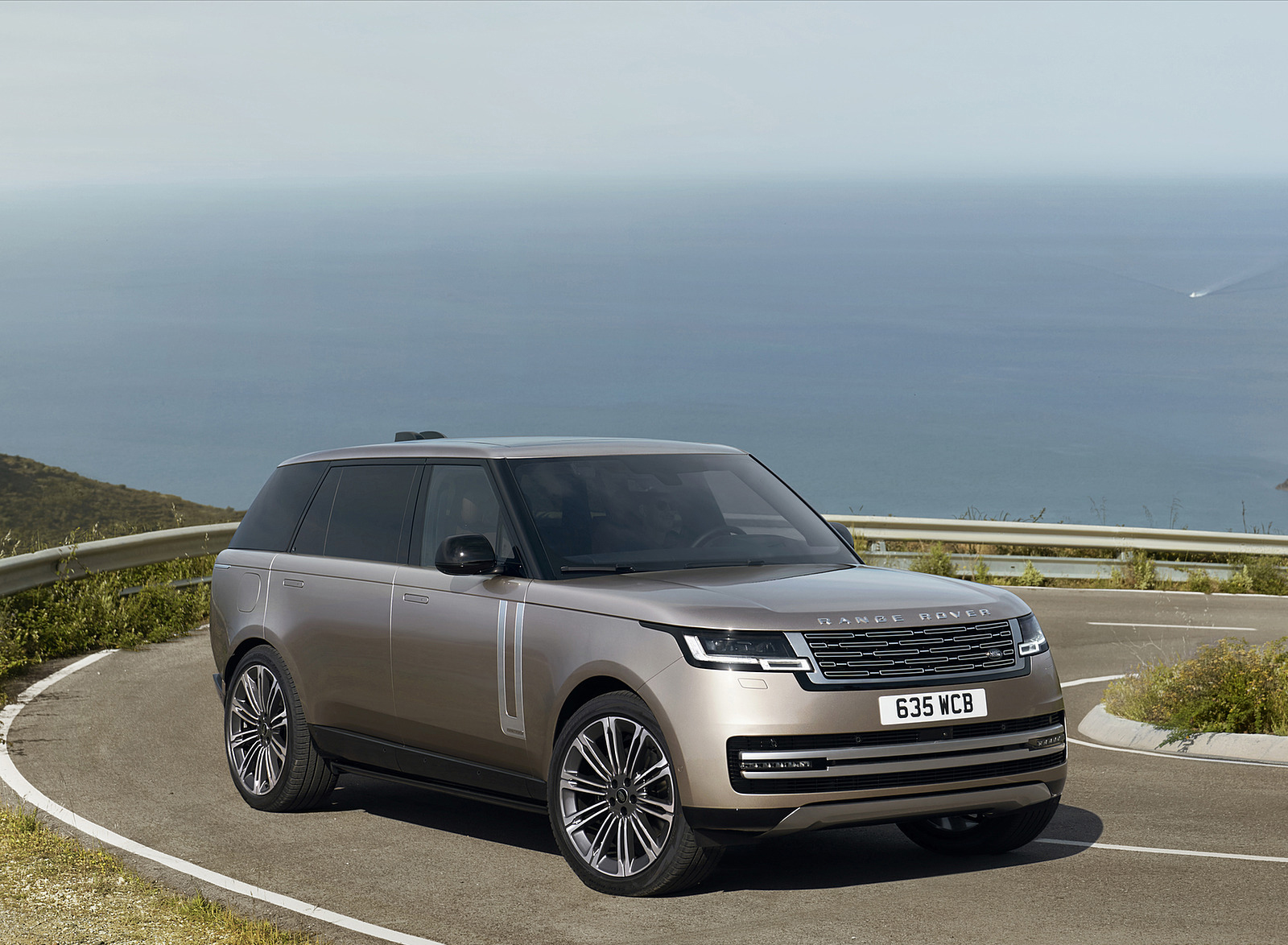 2022 Land Rover Range Rover Front Three-Quarter Wallpapers #13 of 97