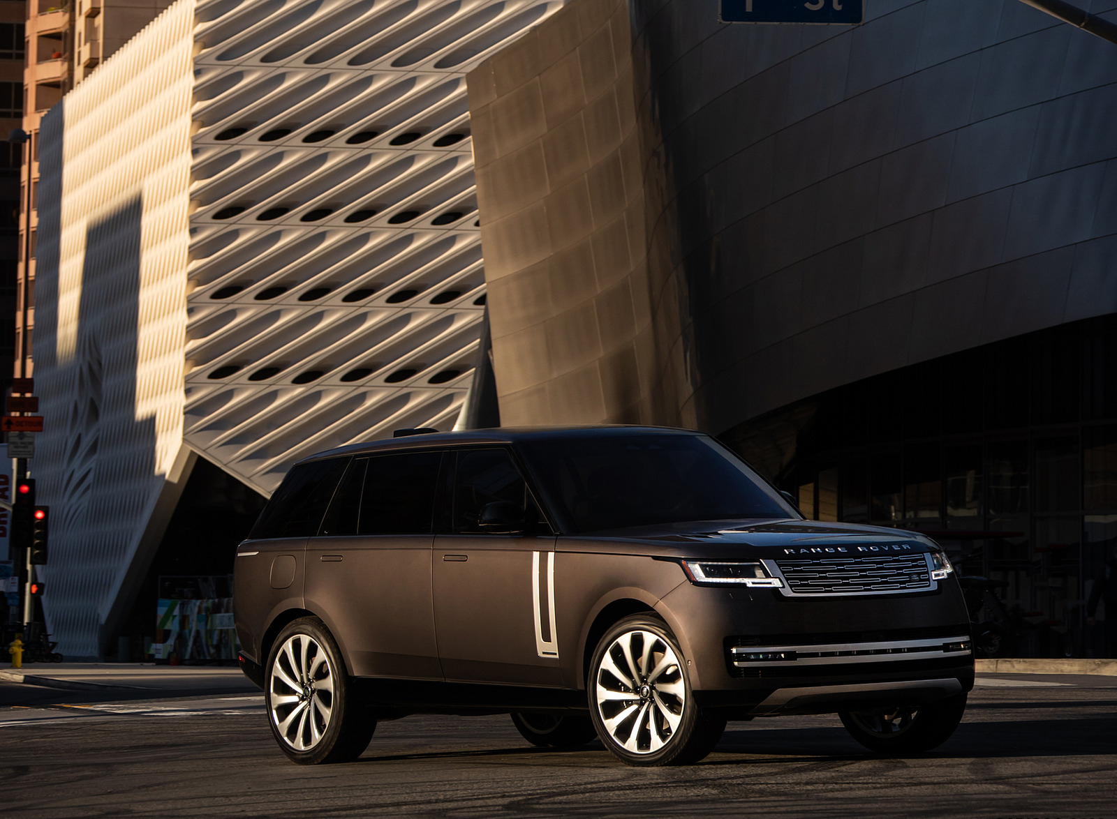 2022 Land Rover Range Rover Front Three-Quarter Wallpapers #23 of 97