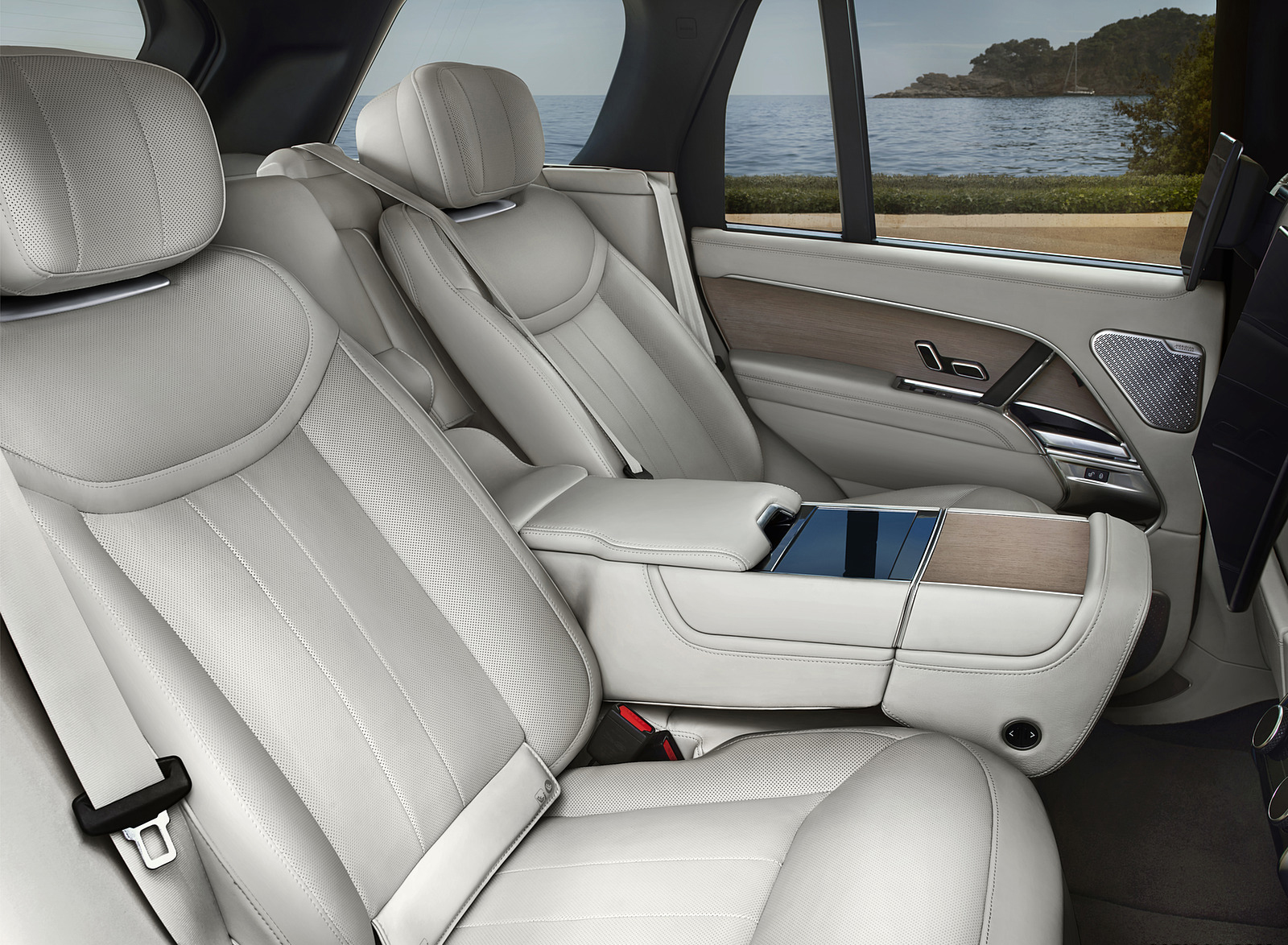 2022 Land Rover Range Rover Interior Rear Seats Wallpapers #68 of 97