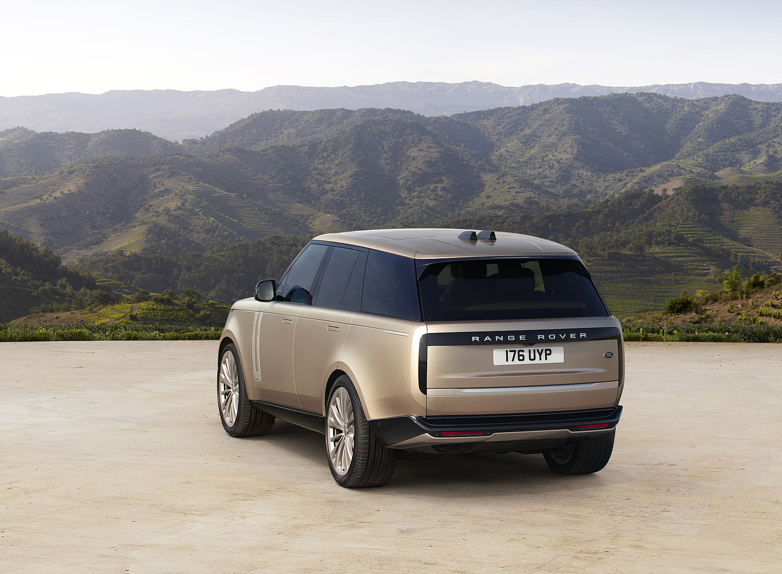 2022 Land Rover Range Rover Rear Three-Quarter Wallpapers #24 of 97