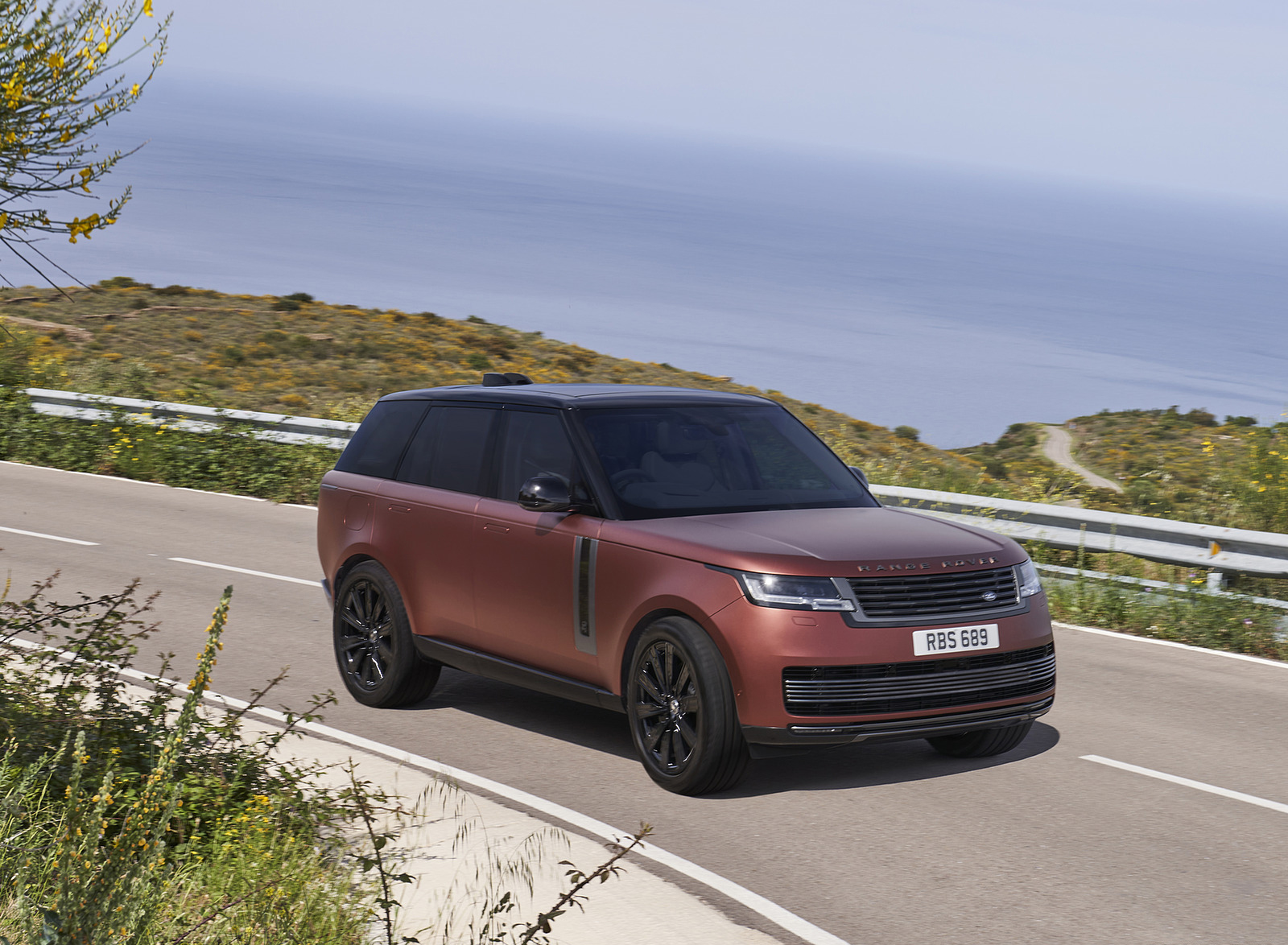 2022 Land Rover Range Rover SV Intrepid Front Three-Quarter Wallpapers (2)