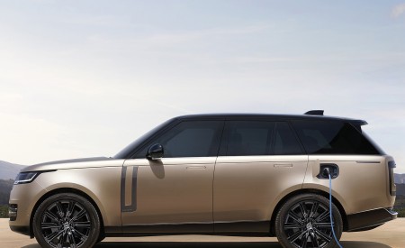 2022 Land Rover Range Rover Side Wallpapers 450x275 (31)