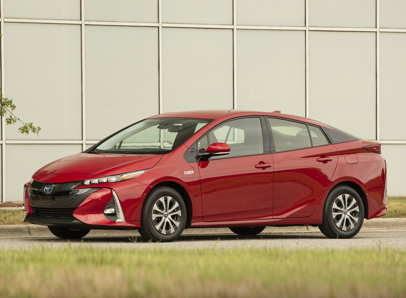 2022 Toyota Prius Prime Front Three-Quarter Wallpapers (4)