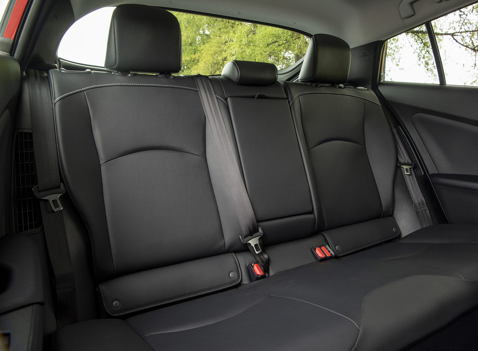 2022 Toyota Prius Prime Interior Rear Seats Wallpapers #33 of 40