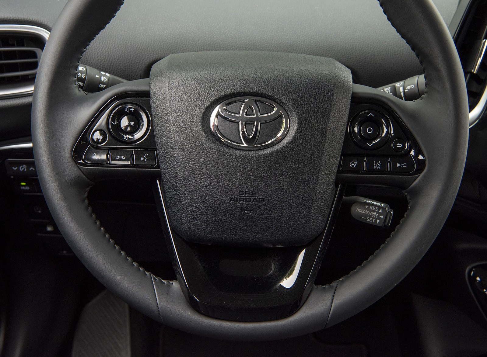 2022 Toyota Prius Prime Interior Steering Wheel Wallpapers #19 of 40