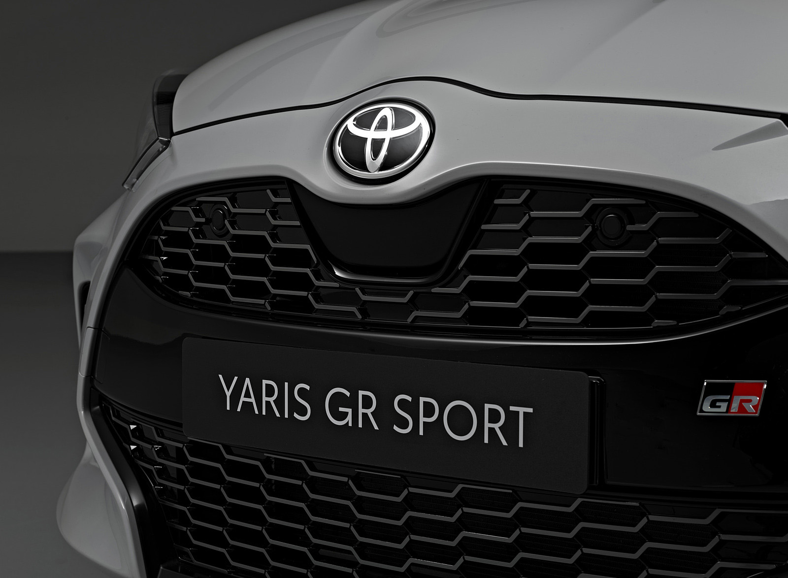 2022 Toyota Yaris GR SPORT Grille Wallpapers #7 of 21