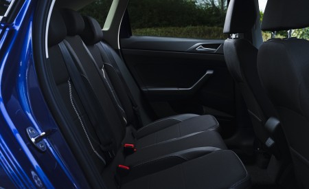 2022 Volkswagen Taigo (UK-Spec) Interior Rear Seats Wallpapers 450x275 (57)