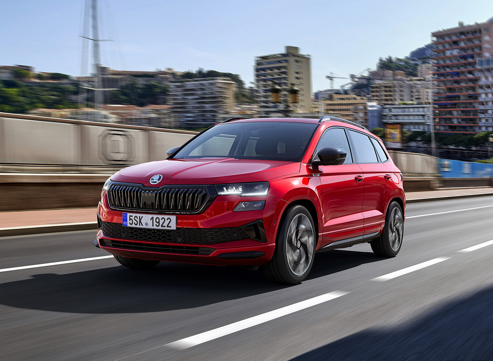 2022 Škoda Karoq SPORTLINE Front Three-Quarter Wallpapers #1 of 65