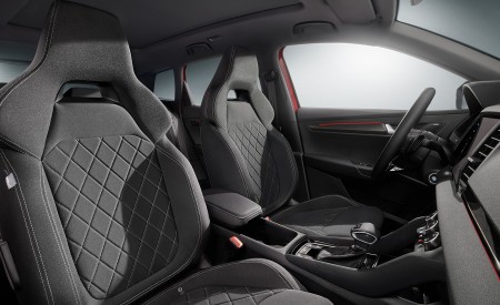 2022 Škoda Karoq SPORTLINE Interior Front Seats Wallpapers 450x275 (61)